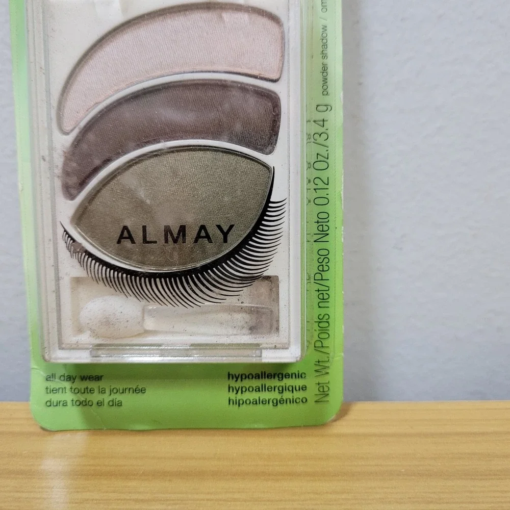 Almay intense i-color 414 bold nudes for Greens Eyeshadow, Net Wt 0.13 oz